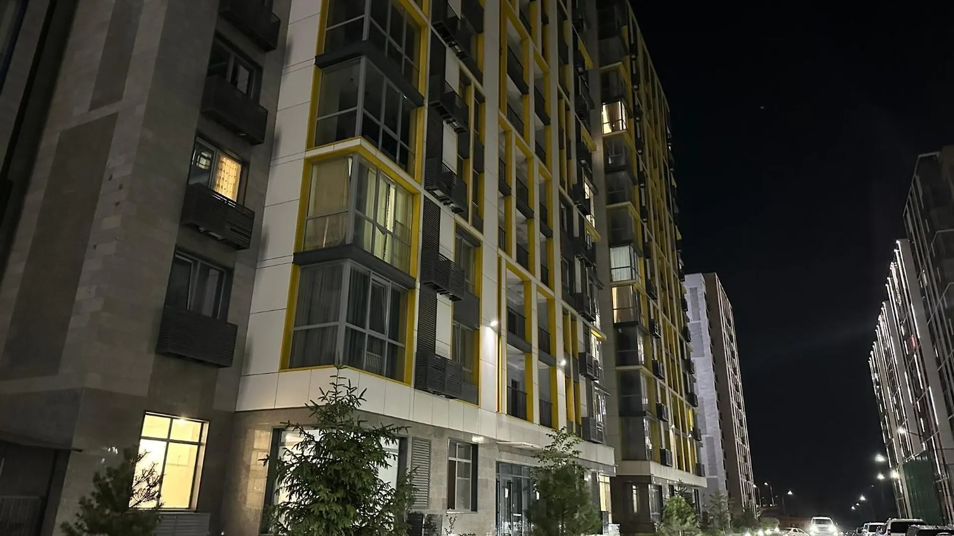אלמטי Raimbek19-45 Residence 1Br Nearby Metro & Drinking Water As A Gift דירה